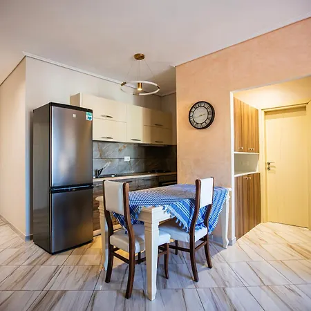 Apartament Two Bedroom Apartament In Myslym Shyri Tirana