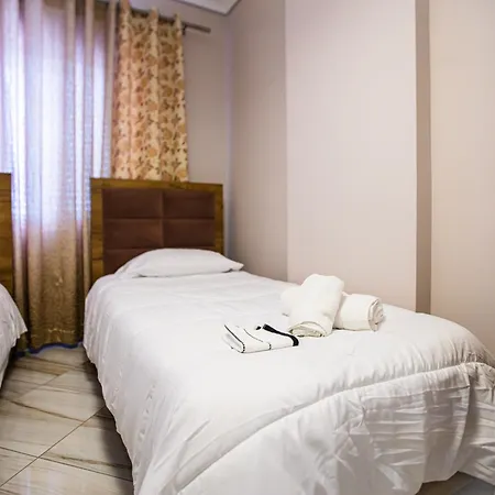 Two Bedroom Apartament In Myslym Shyri Apartament